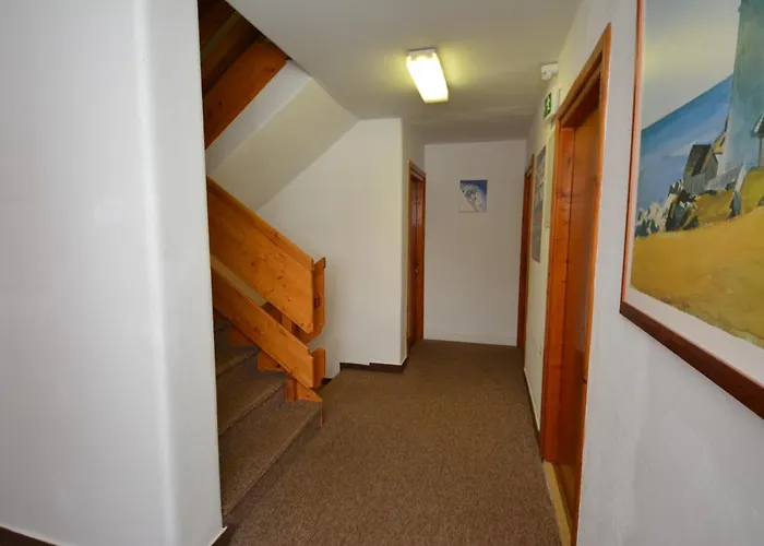 Haus Irmgard By Chatel Reizen Bed and Breakfast Tux