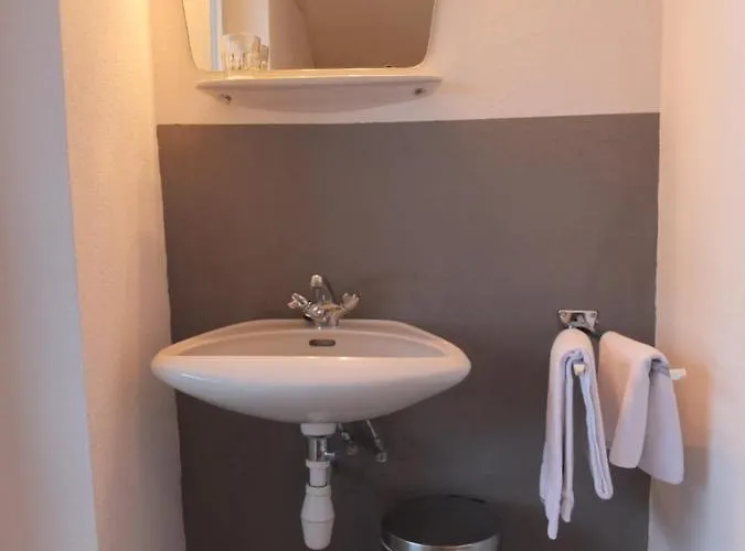 Haus Irmgard By Châtel Reizen Alojamento de Acomodação e Pequeno-almoço Tux